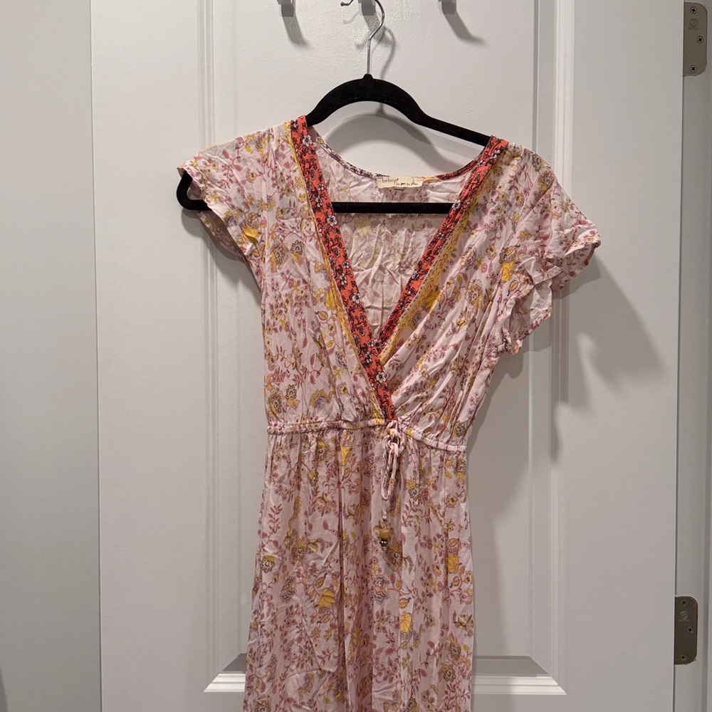 BeBop Floral Top with Pink and Orange Hues
